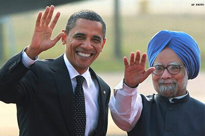 PM hosts private dinner for Obamas