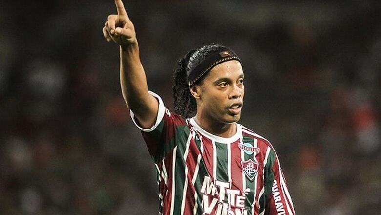 Ronaldinho was better than Messi and Ronaldo: Chelsea winger Willian