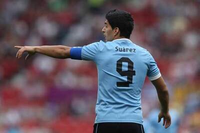 Banned Suarez may make Barcelona debut in El Clasico