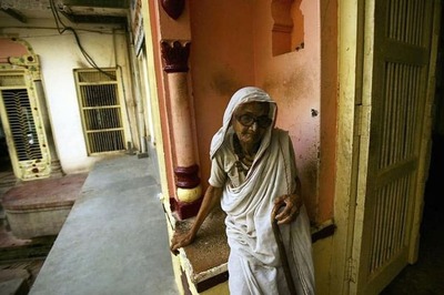 Livelihood of 65% Elderly Impacted due to Coronavirus Lockdown; 42% See Worsening of Health Conditions: Study