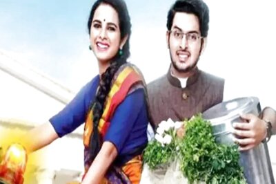 Mrs Mukhyamantri's Amruta Dhongade, Tejas Barve to Now Come Together on Big Screen