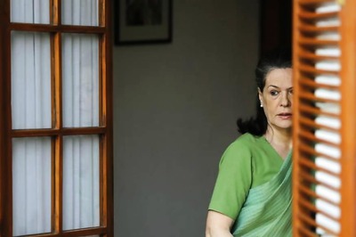 Transfer PM Cares Fund, Suspend Central Vista Plan: Sonia Gandhi’s 5 Suggestions to Modi to Free Up Covid-19 Resources