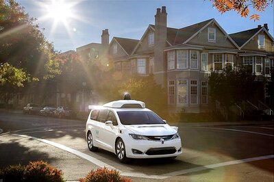 Waymo Self-Driving Minivans to Install Intel Computing Tech