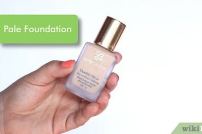 How to Apply Stage Makeup to Look Old