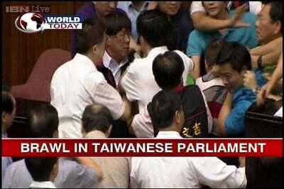 Taiwan: Lawmakers exchange punches over nuclear plant bill