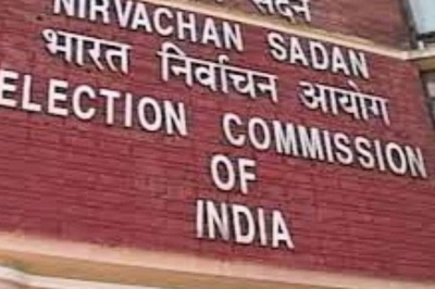 EC Raps Mainpuri, Etawah SSPs for 'Violation of Instructions' Ahead of Bypoll