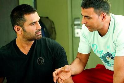 Akshay Kumar has found a 'patriotic' niche due to his 'fauji' like personality, says Suniel Shetty