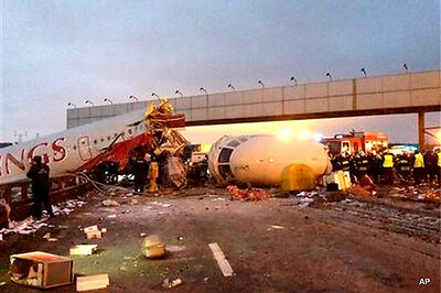 Four killed as Russian airliner crash lands