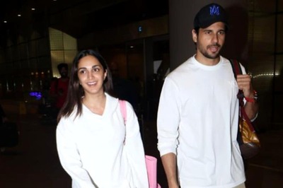 Kiara Advani and Sidharth Malhotra’s Airport Look was all About White Comfy Casual