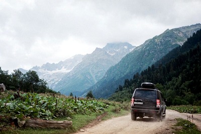 Twitter Thread on Desi Parents' Reply When Asked For a Trip Has Some Hilarious Responses