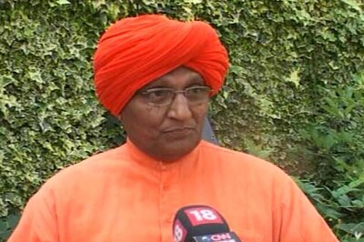 Agnivesh blames Nitish for policeman's death