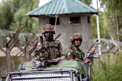 Terrorist Killed, Another Surrenders During Encounter with Security Forces in Jammu and Kashmir's Pulwama
