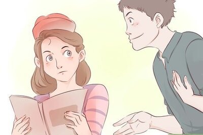 How to Introduce Yourself to a Girl
