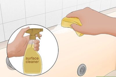 How to Remove Old Caulking