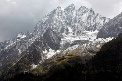 Hill Station More Enchanting Than Davos Being Planned Near Ladakh's Zojila, Says Gadkari