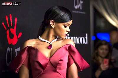 Rihanna to be the new face for Dior