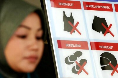'Female Muslim Workers Asked to Cover-Up Properly in Malaysia'