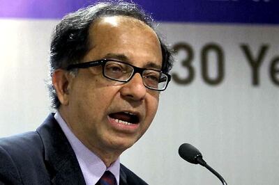 Mamata rejects Basu's appeal on FDI in retail