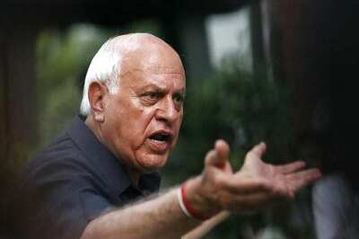 Farooq Abdullah 'Implores' India, Pak to Consider US Offer of Kashmir Mediation