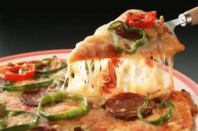 Russian chain delivers pizza by drone