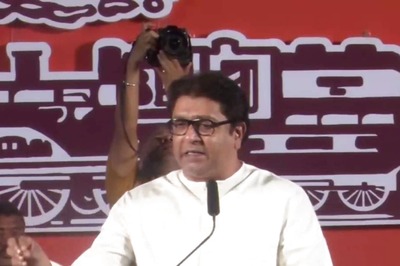 Play Hanuman Chalisa if You Hear Loudspeakers 'Blaring Azaan': Raj Thackeray