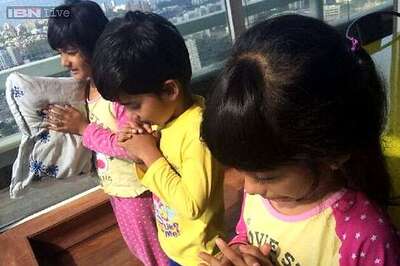 Snapshot: Shah Rukh Khan thanks Farah Khan's kids for their prayers post KKR's IPL win