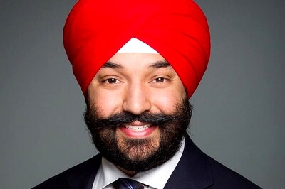 Canadian Minister Asked to Remove Turban at US Airport, He Says 'Felt Uncomfortable'
