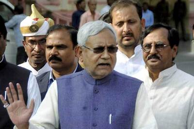 Nitish Targets BJP, RSS in PM's Constituency