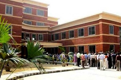  Delhi University announces 4th cut-off list, seats still vacant in popular courses