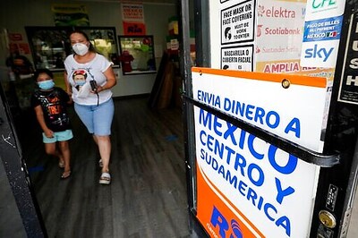 Mexican Workers Send Home Huge Amounts Of Money Amid Virus