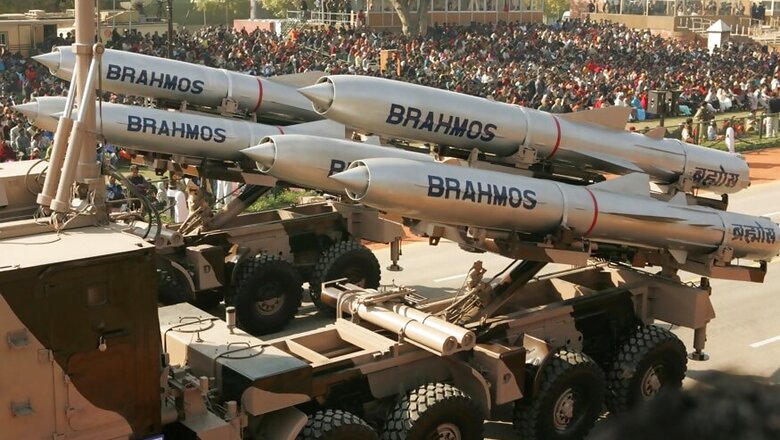 India Plans Expanded Missile Export Drive, With China on Its Mind