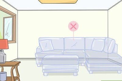 How to Clean Yellowed Fluorescent Light Covers