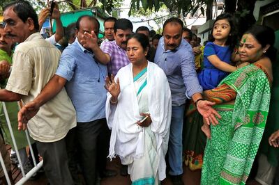 Mamata reinstates Kolkata Police Commissioner Rajeev Kumar