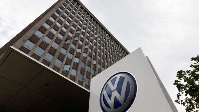 Volkswagen Hires Apple Executive for Autonomous Vehicle Role