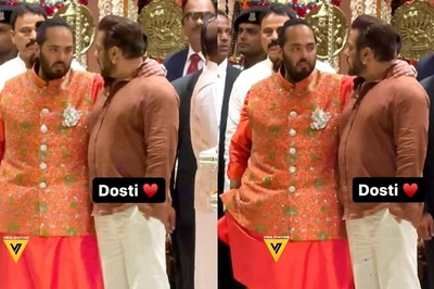 Anant Ambani Wraps His Arm Around Salman Khan's Shoulder As They Catch Up at Ganpati Celebrations, Watch