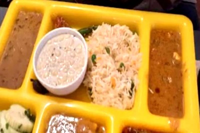 Enjoy Unlimited Food at Kavya Express Buffet in Delhi's Laxminagar