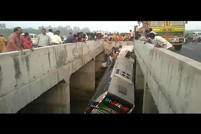 Seven Killed, 30 Injured as Bus Falls Into Canal in Andhra Pradesh