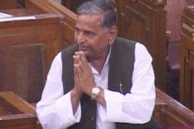 Mulayam claims to be Muslims' messiah
