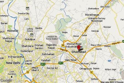 Ghaziabad lawyers, deed writers on strike over robbery; demand immediate arrest of accused