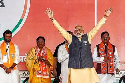 The Politics of Road Shows | PM and Amit Shah Counter Gandhi Siblings in Closely-Contested Seats