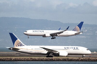 United Airlines Does it Again, Offloads Couple on Way to Their Wedding