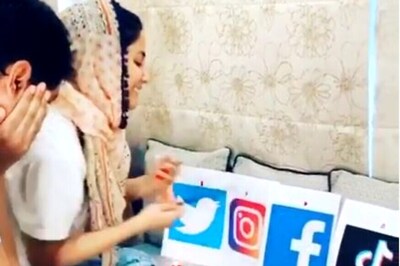 Hina Khan Offers Prayers to 'Lockdown ke Devtaaa' in This Hilarious Video