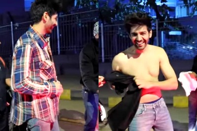 When Kartik Aaryan Exchanged T-shirt Mid Street Before Event, Watch Video