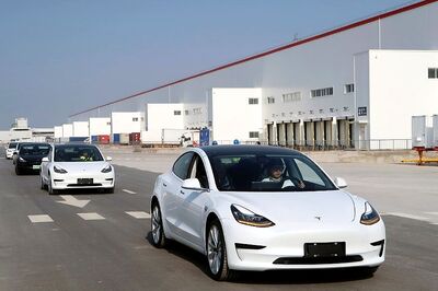 Tesla will Start China-Made Model 3 Deliveries to Public on Jan 7