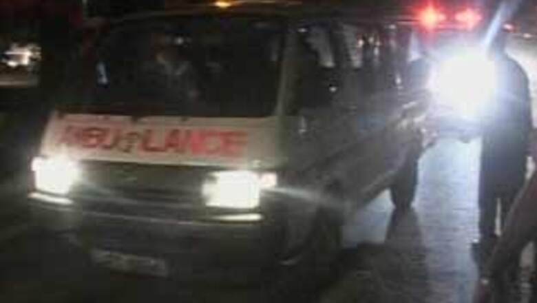 Suicide bomber kills over 30 in Pak mosque