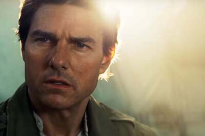 Tom Cruise Was Fun to Work with, Says Jake Johnson