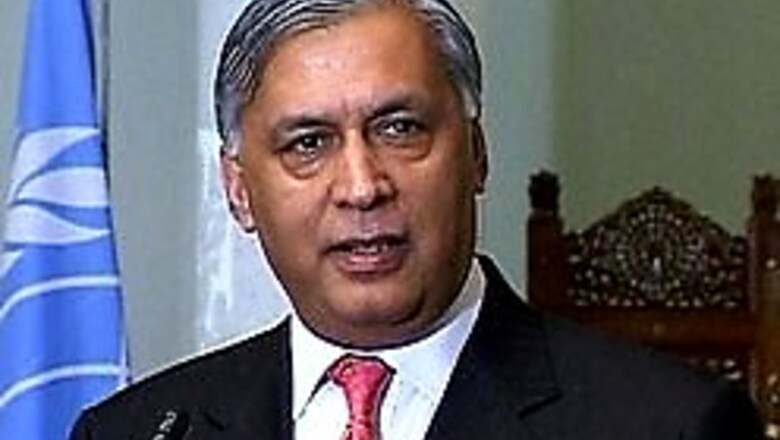 Pak PM vs Tharoor for UN top job?