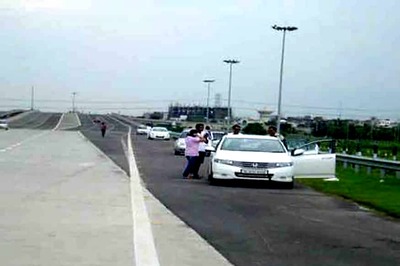 UP Govt Fixes Toll Rates at Rs 570 for Four-Wheelers on Agra-Lucknow Expressway