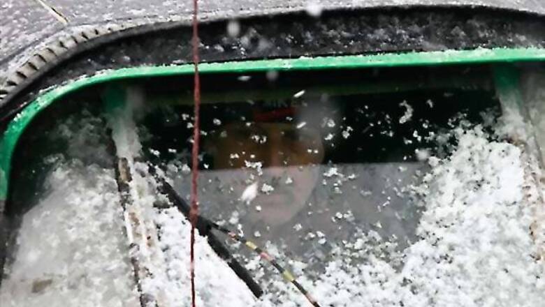 Kashmir remains cut off from rest of the country