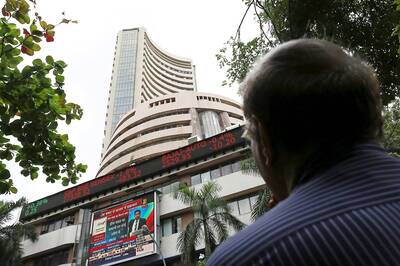 Sensex Drops 992 pts From Day's High, Ends 137 pts Lower; Nifty Below 15,800; SBI Tanks 4%